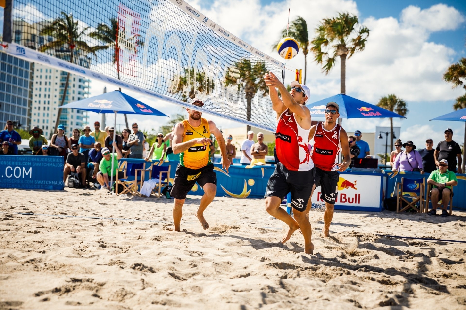 Piotr and Bartotz in action against 2016 Olympic champs Alison/Bruno at last season's Fort Lauderdale Major